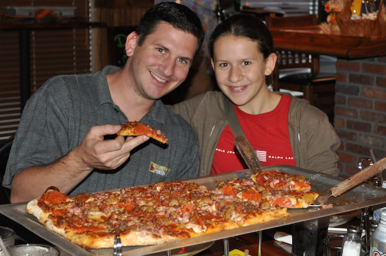 pizza-with-a-purpose-fundraiser-foxs-pizza-den